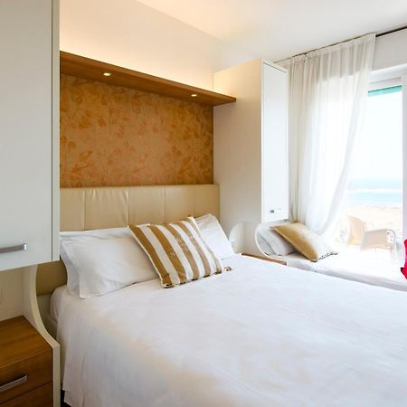 Eurhotel Rimini Esterno foto