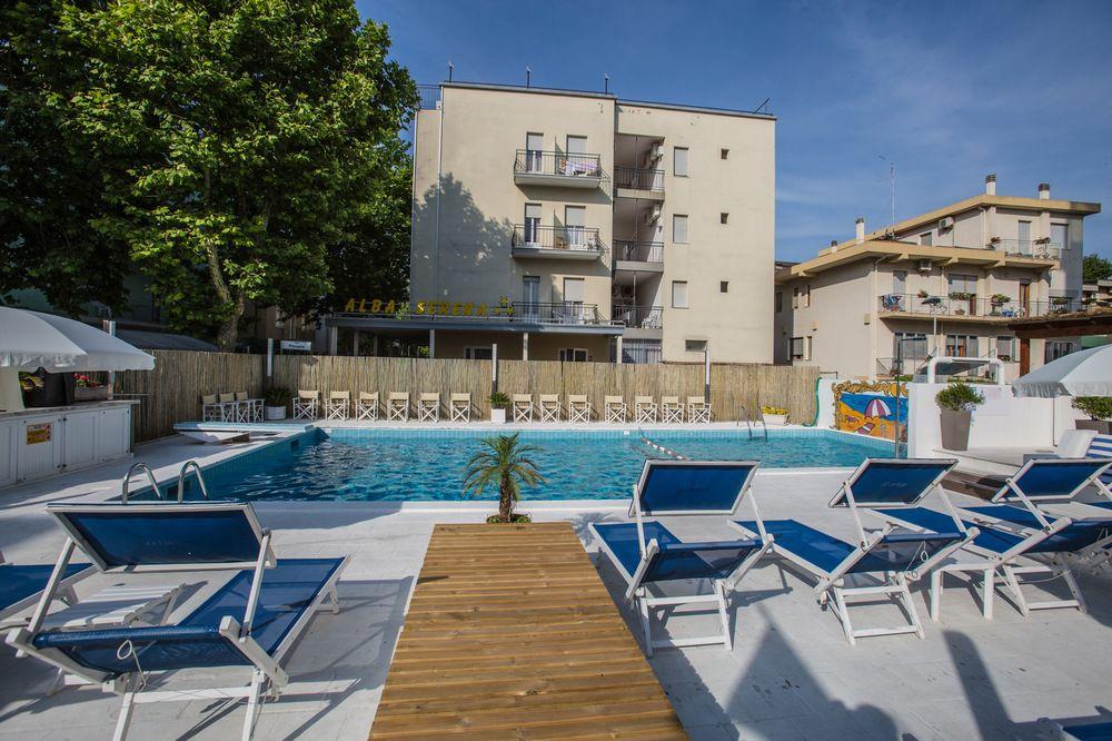 Eurhotel Rimini Esterno foto