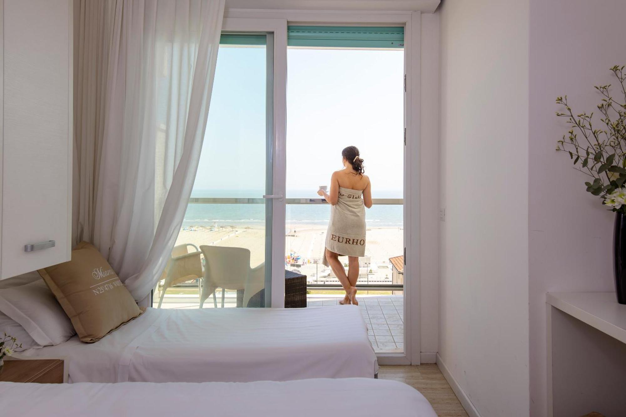 Eurhotel Rimini Esterno foto