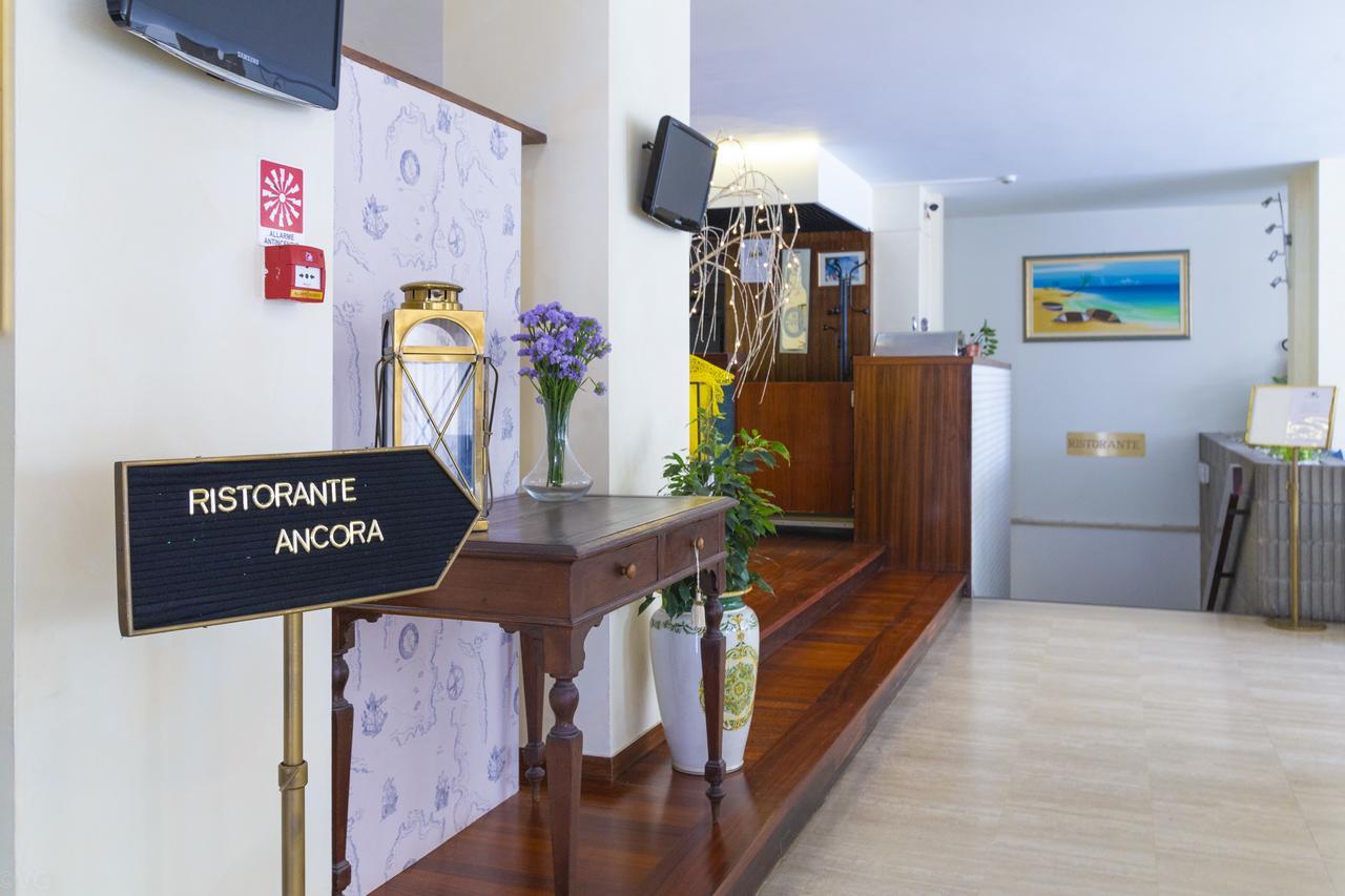 Eurhotel Rimini Esterno foto