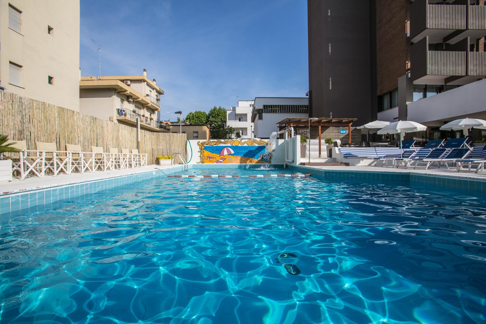 Eurhotel Rimini Esterno foto